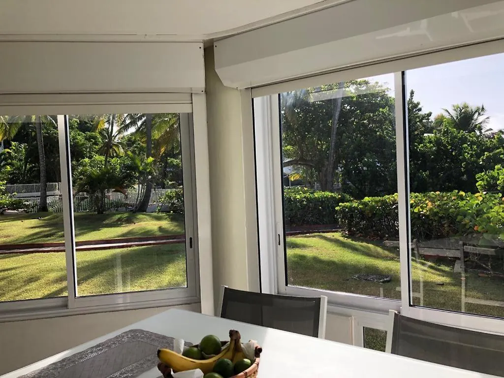Apartment Beau Studio Lumineux Vue Mer Acces Plage Et Piscine Le Gosier  Guadeloupe